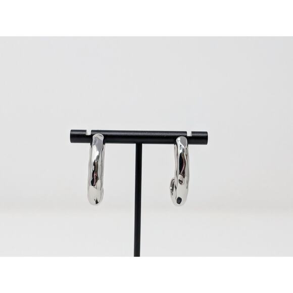 Linea Louis Dell'Olio Black Triple Cord Silver Tone Necklace Earrings Set - Picture 9 of 14